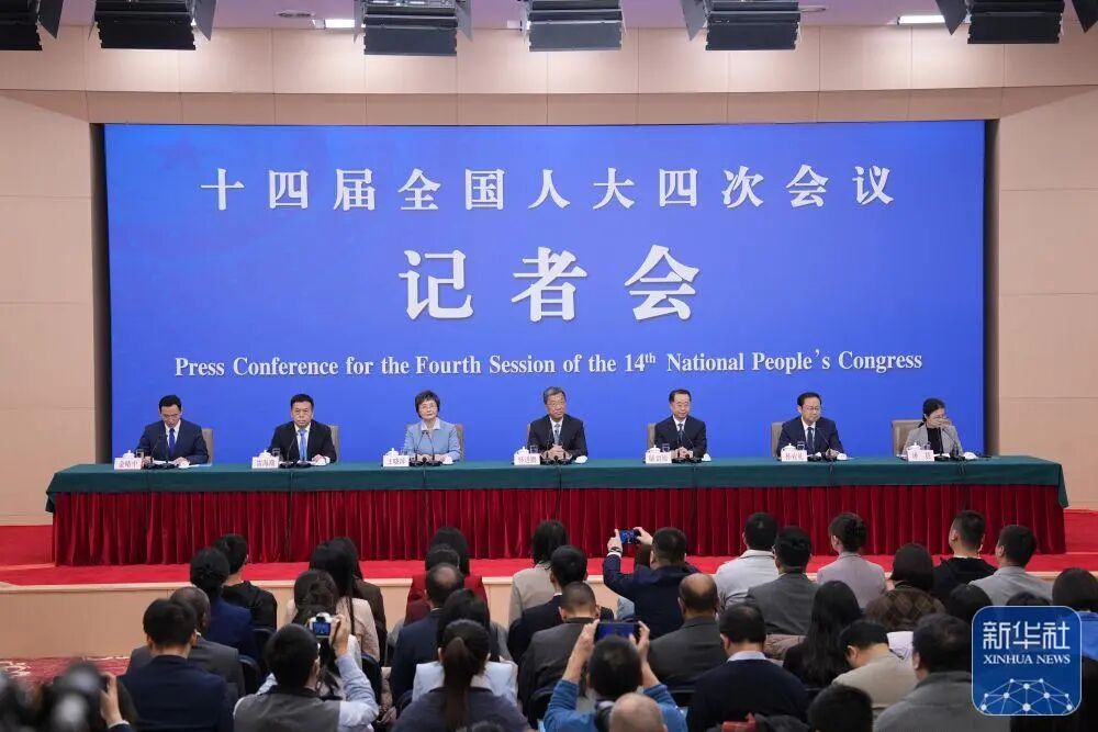 教育部重磅部署！华舜阳采聚焦校园安全，护航成长每一步
